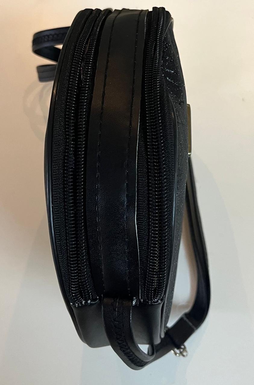 Black colour - Image 3