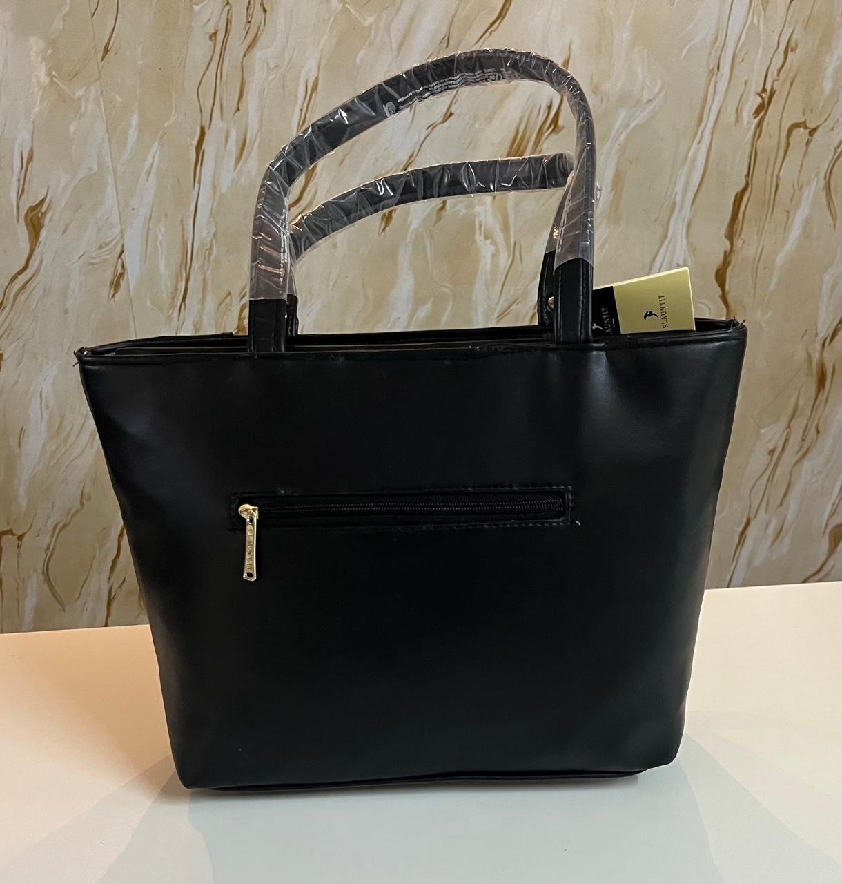 Black colour Hand bag - Image 3